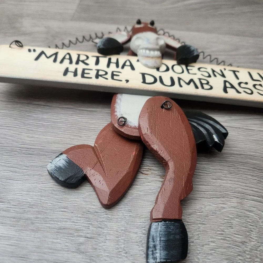 Martha Doesnt Live Here Dumb Ass‎ Funny Wooden Donkey Wall Hanging Sign Decor